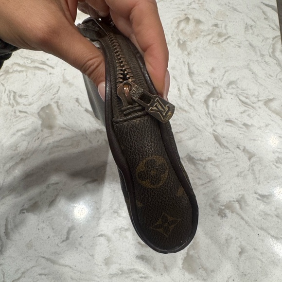 Louis Vuitton Brown Monogram Toiletry Bag - Picture 8 of 9